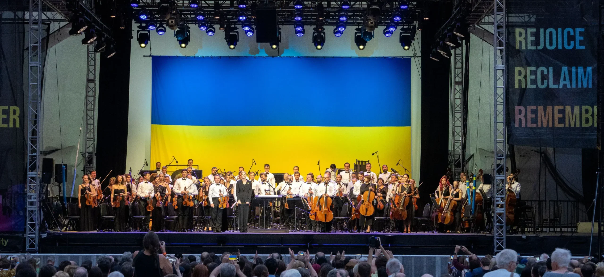 Ukranian Freedom Orchestra conducted by Keri-Lynn Wilson